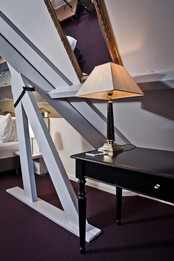 Hotel Trusten Willemstad  Esterno foto